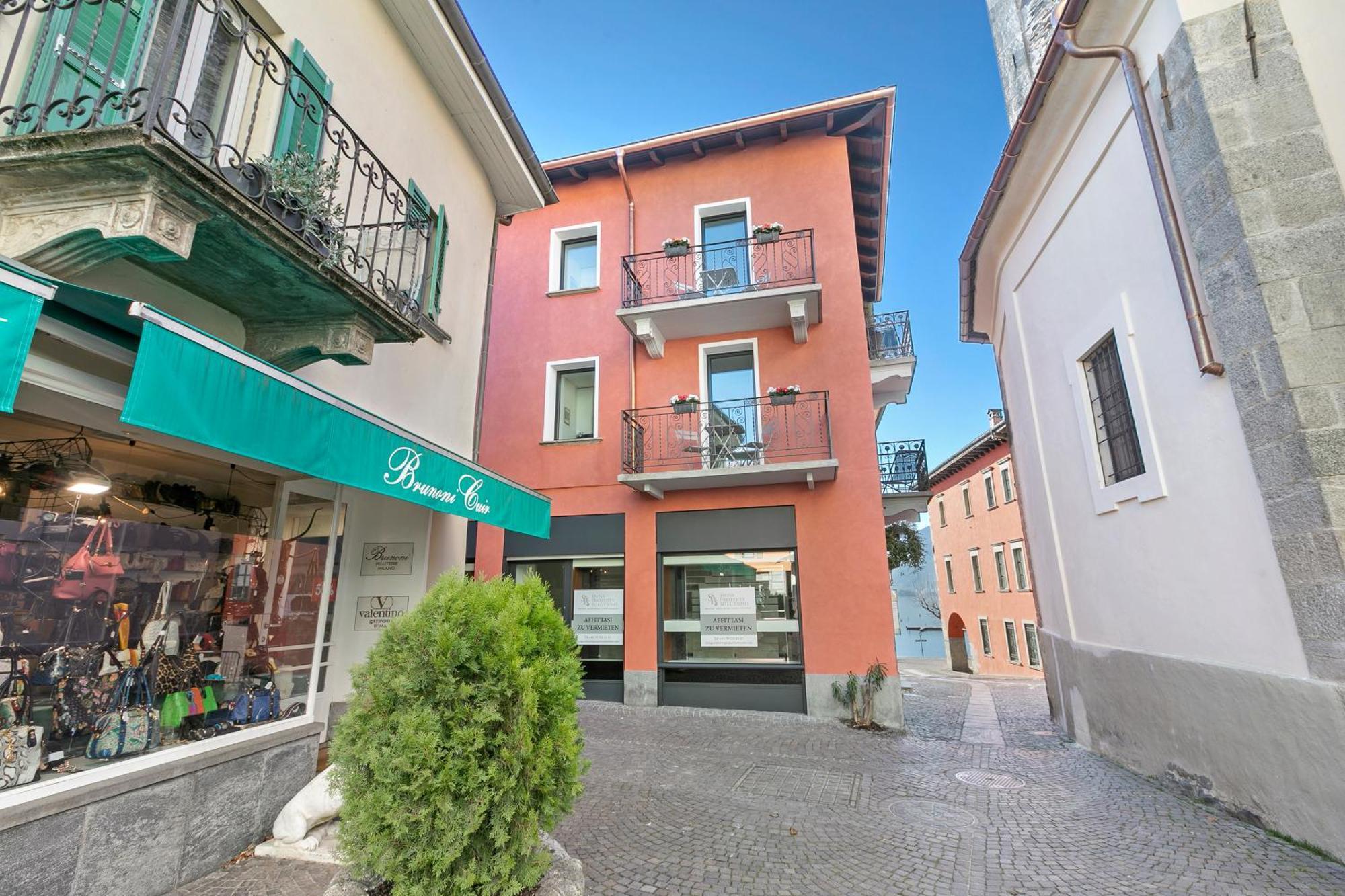 Corte Di - Happy * Ascona